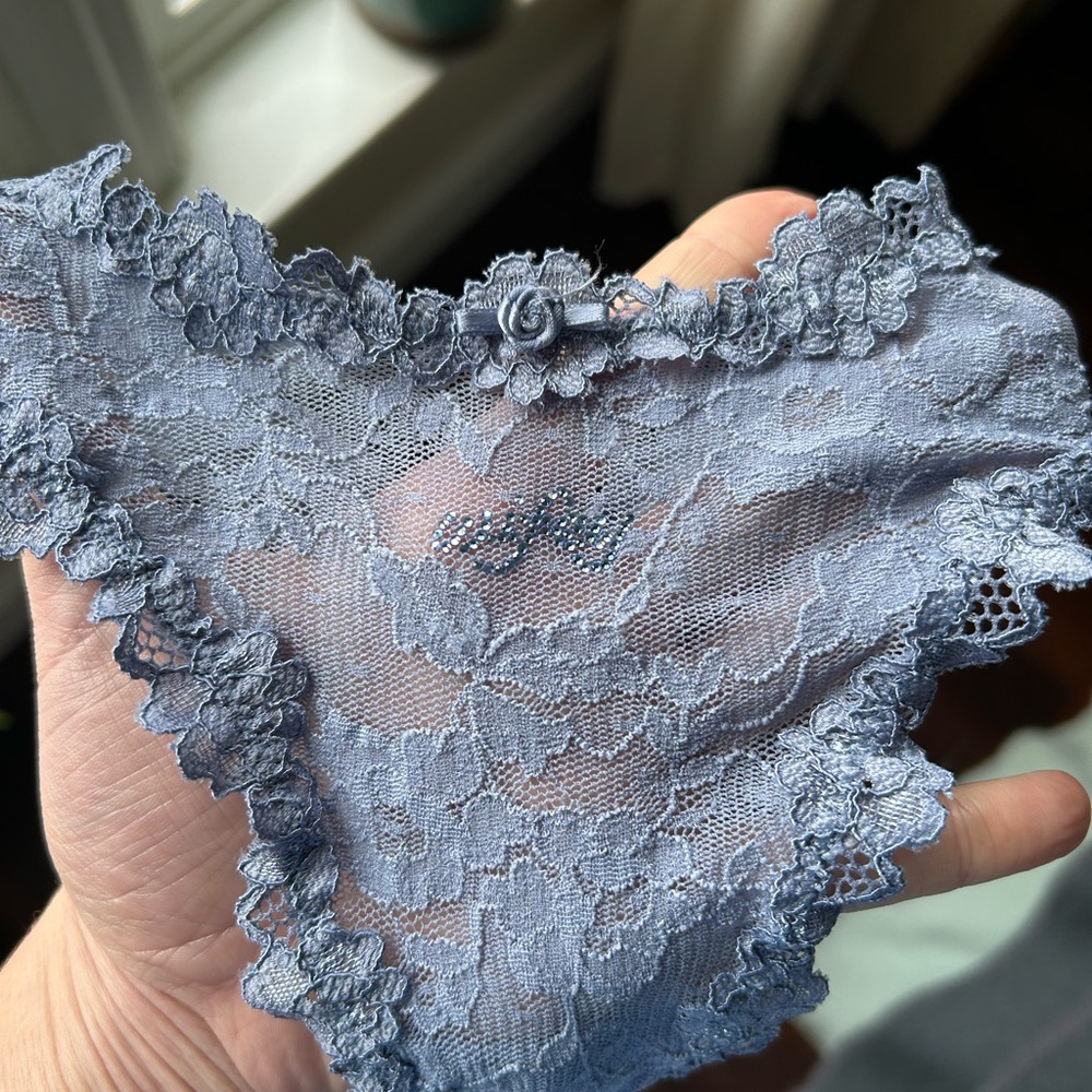 NWT SKIMS Bridal Lace Thong Set - Blue, Light Blue, White - Picture 4 of 5